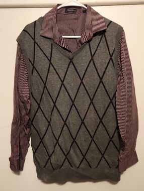 Marciano Gray Argyle V-Neck Sweater Vest with Black Diamond Trim